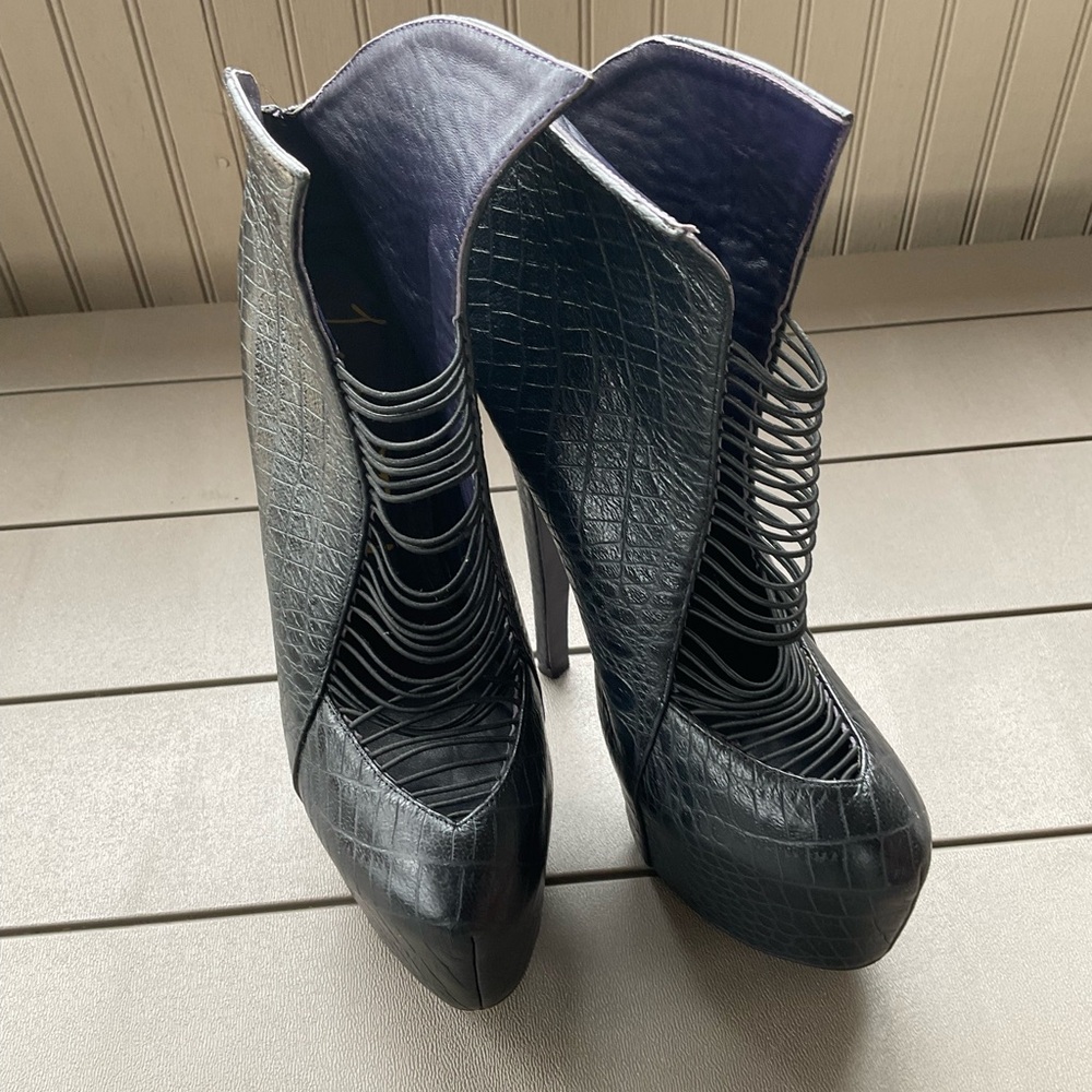 London Trash Heels